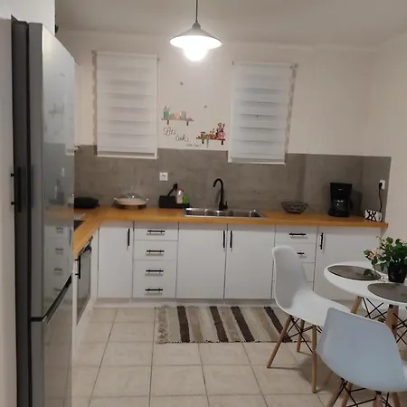 Lägenhet Rania's House *