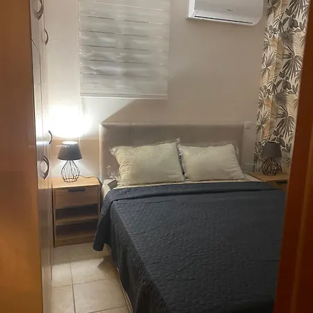 Apartment Rania's House Aigio