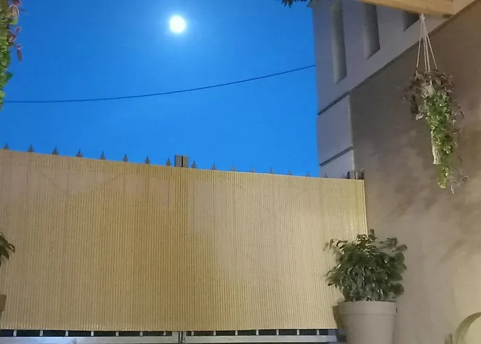 Apartman Rania's House